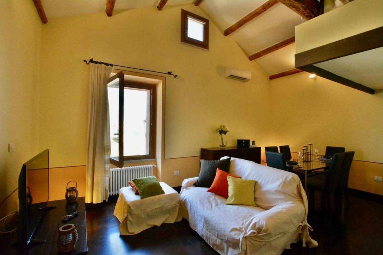 Romantic Suite Canelles Cagliari Bagian luar foto
