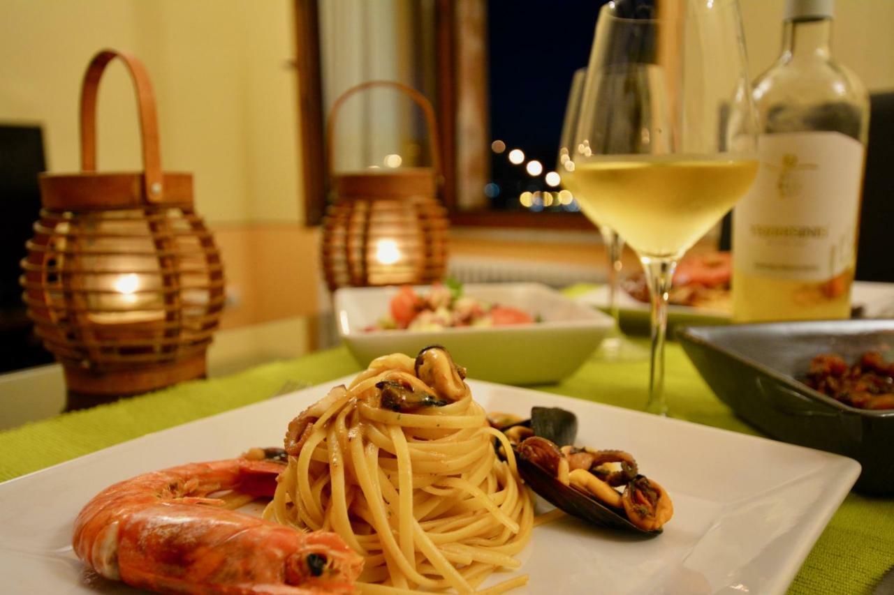Romantic Suite Canelles Cagliari Bagian luar foto